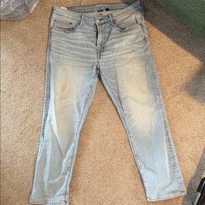 American Eagle Outfitters Light Wash Men’s Slim Straight Jeans